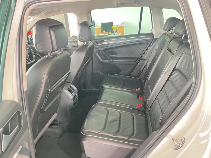 2017 Volkswagen Tiguan 132TSI Comfortline 5N MY17 Four Wheel Drive Pure White