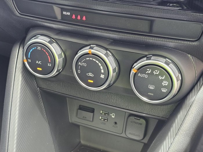 2025 Mazda 2 G15 Evolve