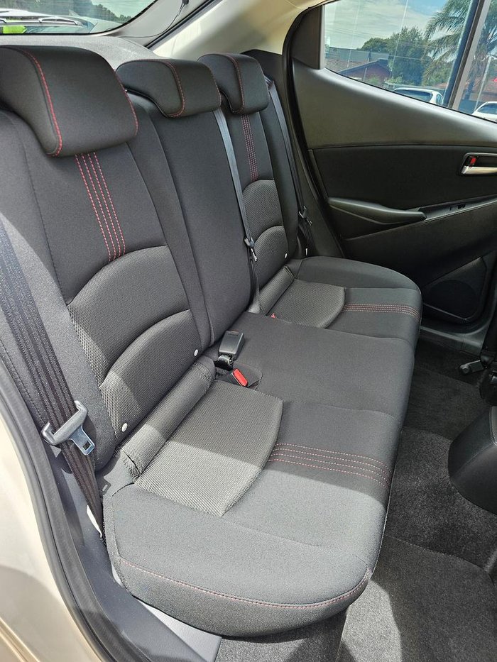 2025 Mazda 2 G15 Evolve