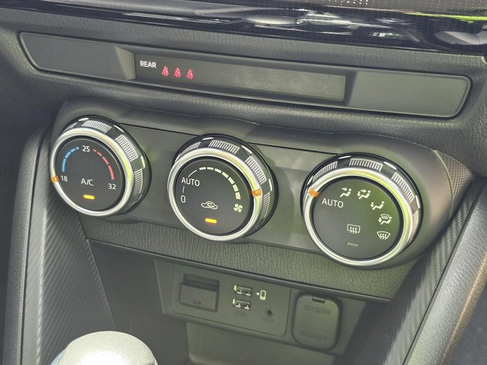 2025 Mazda 2 G15 Evolve