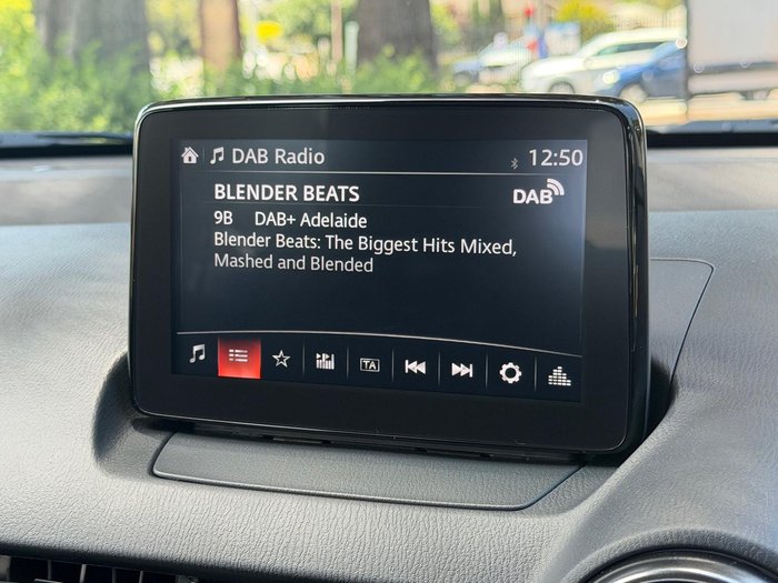 2025 Mazda 2 G15 Evolve