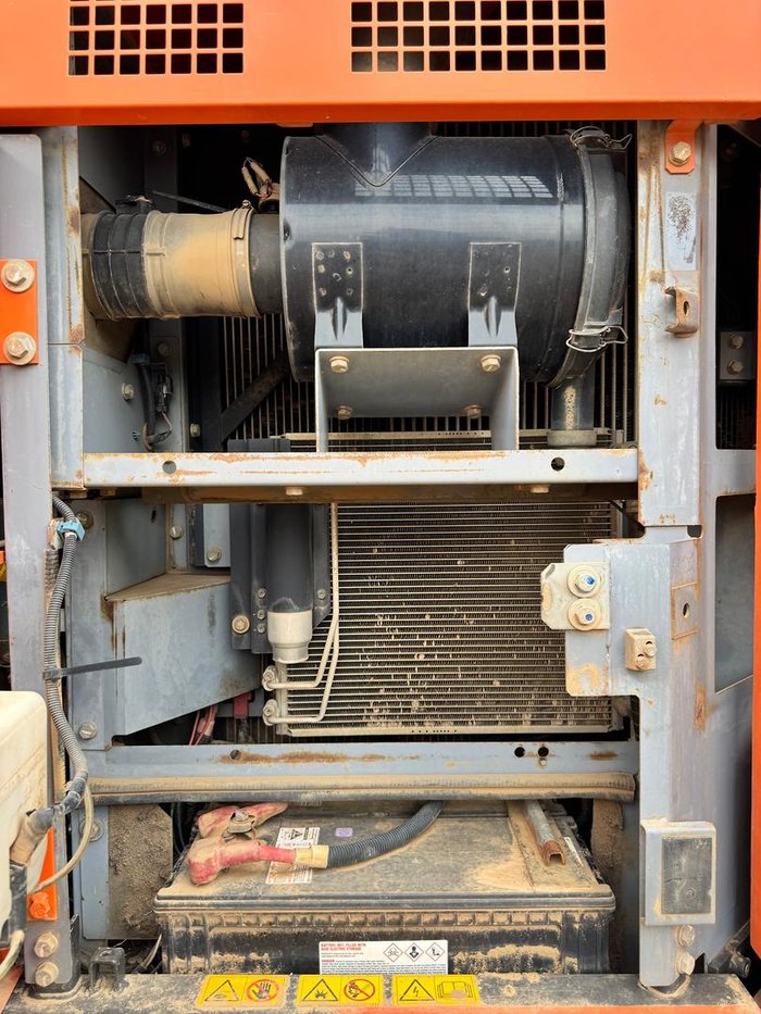 2017 Hitachi Zx225uslc-5B