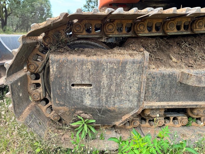 2017 Hitachi Zx225uslc-5B