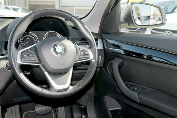 2022 BMW X1 sDrive18i