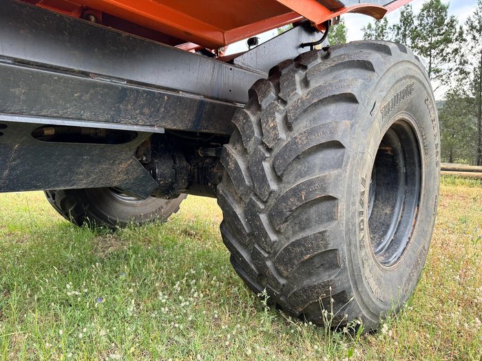 2019 D'avino D12 Dump Truck