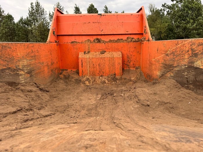 2019 D'avino D12 Dump Truck
