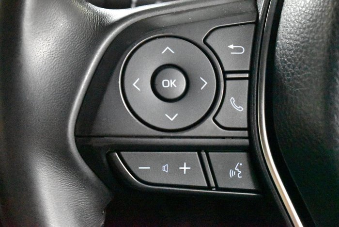 2020 Toyota Camry Ascent Sport