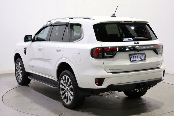 2023 Ford Everest Platinum