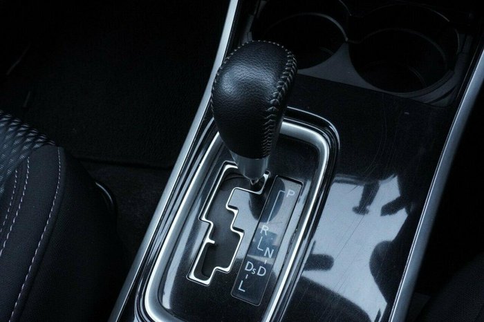 2018 Mitsubishi Outlander ES