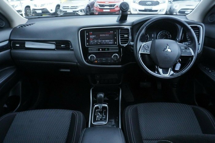2018 Mitsubishi Outlander ES