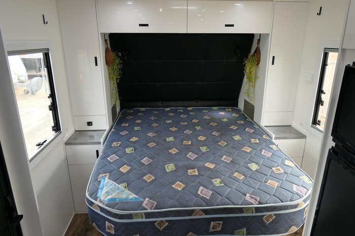 2022 Network RV Caravans Terrain Tuff Bunk Van