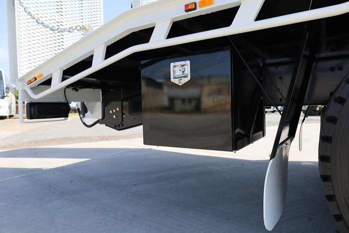 2025 Fuso Shogun FS76 360 White