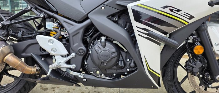 2017 Yamaha YZF-R3 WHITE
