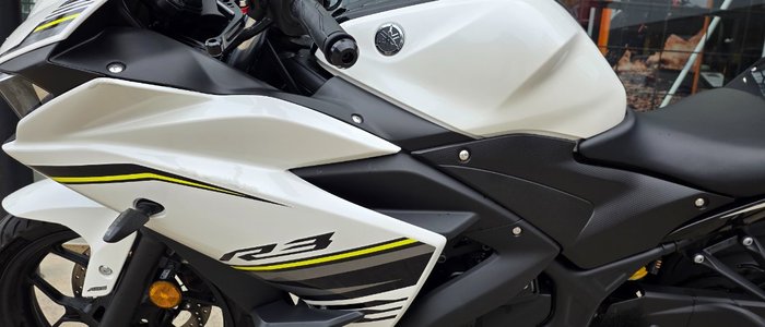 2017 Yamaha YZF-R3 WHITE