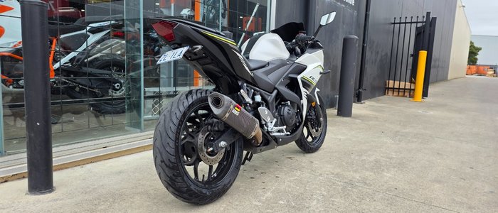 2017 Yamaha YZF-R3 WHITE