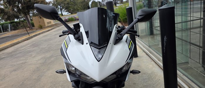 2017 Yamaha YZF-R3 WHITE