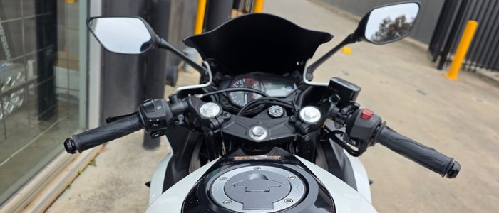 2017 Yamaha YZF-R3 WHITE