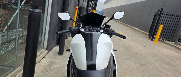 2017 Yamaha YZF-R3 WHITE