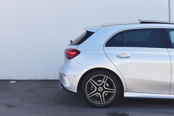 2025 Mercedes-Benz A-Class A200
