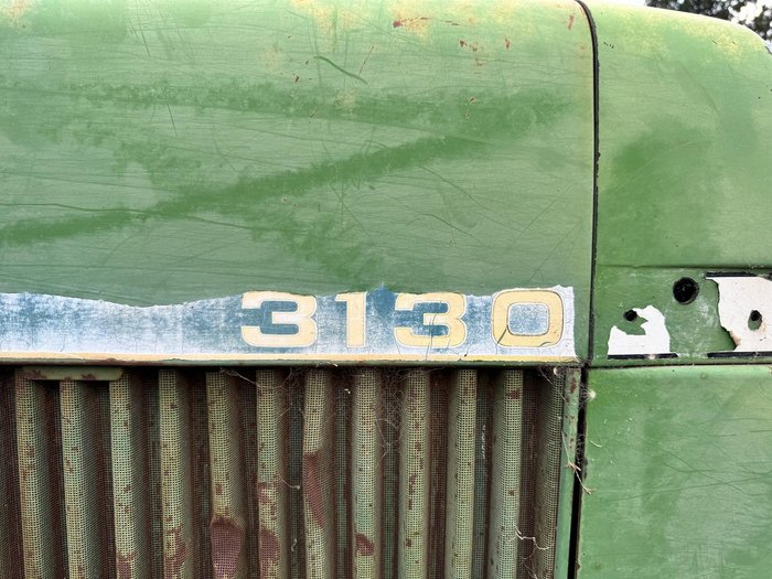 John Deere 3130