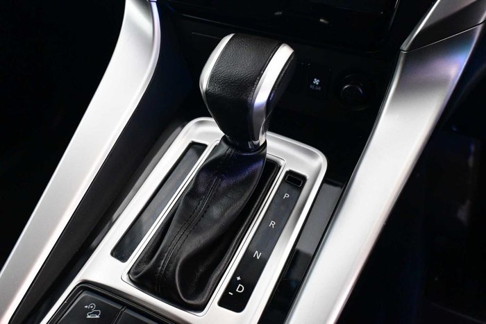 2017 Mitsubishi Pajero Sport GLS