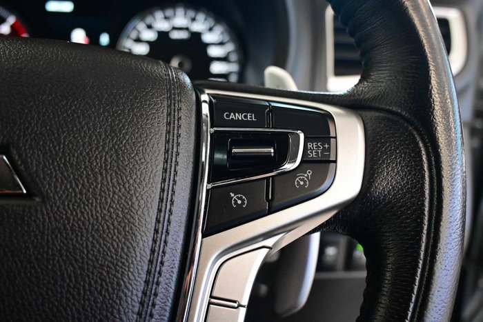 2017 Mitsubishi Pajero Sport GLS