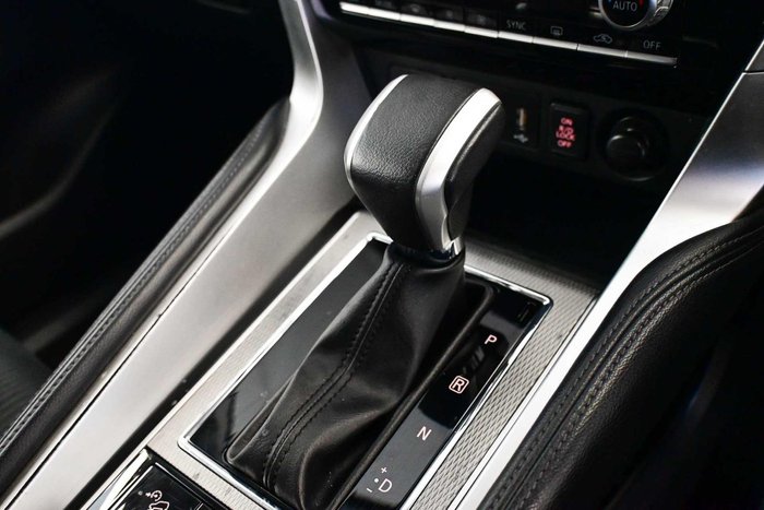 2024 Mitsubishi Pajero Sport GLS