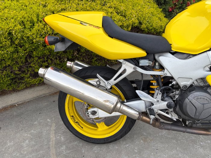 2000 Honda VTR1000F (FIRESTORM)