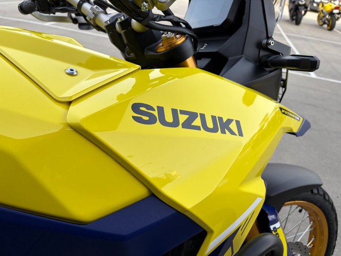 2023 Suzuki V-STROM 800DE
