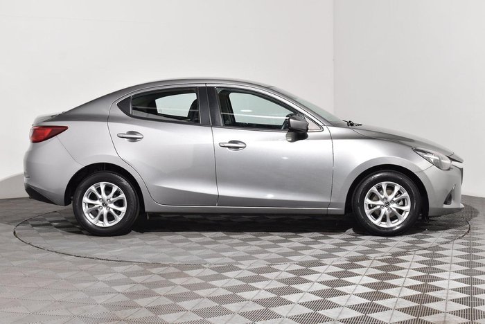2017 Mazda 2 Maxx