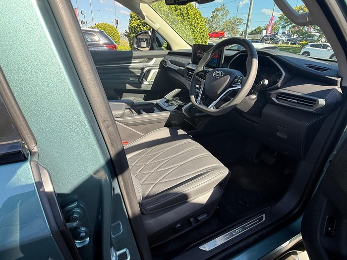 2025 LDV D90 Executive