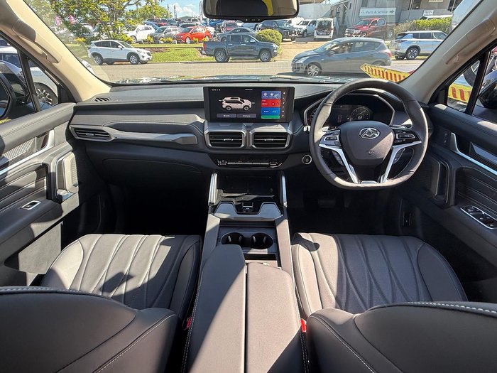 2025 LDV D90 Executive