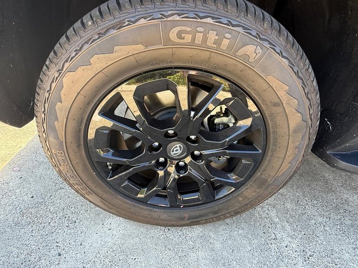 2025 LDV D90 Executive