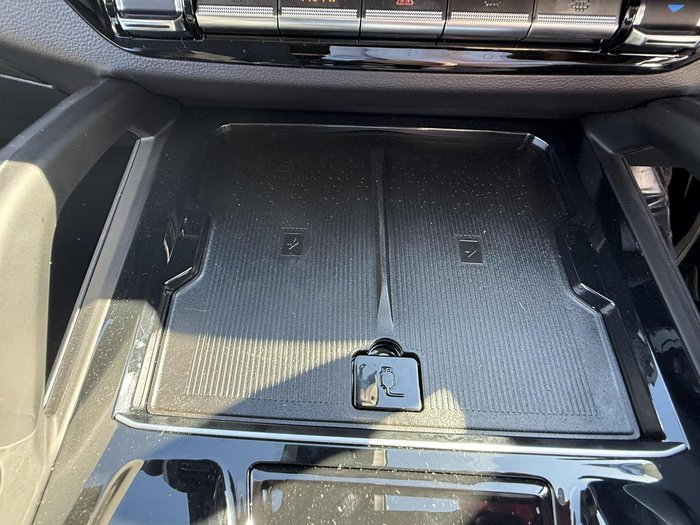 2025 LDV D90 Executive