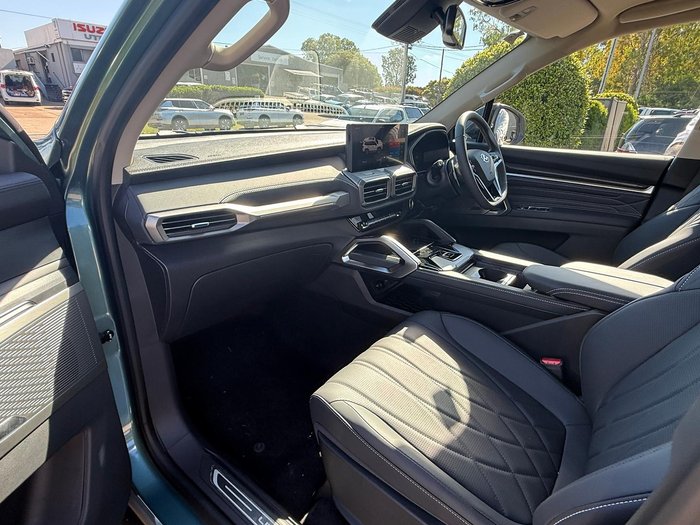 2025 LDV D90 Executive