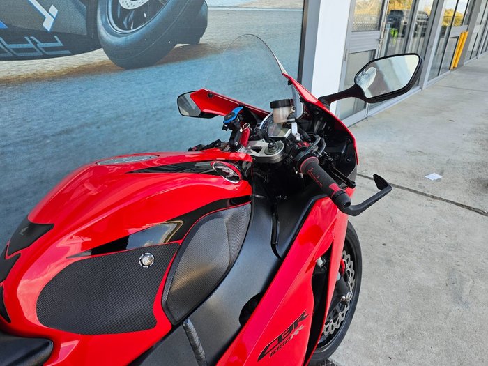 2008 Honda CBR1000RR (FIREBLADE) Red