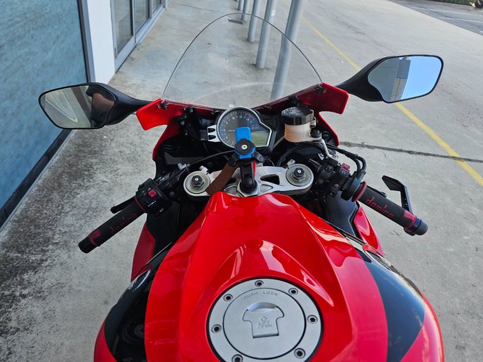 2008 Honda CBR1000RR (FIREBLADE) Red