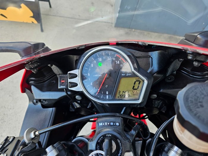 2008 Honda CBR1000RR (FIREBLADE) Red