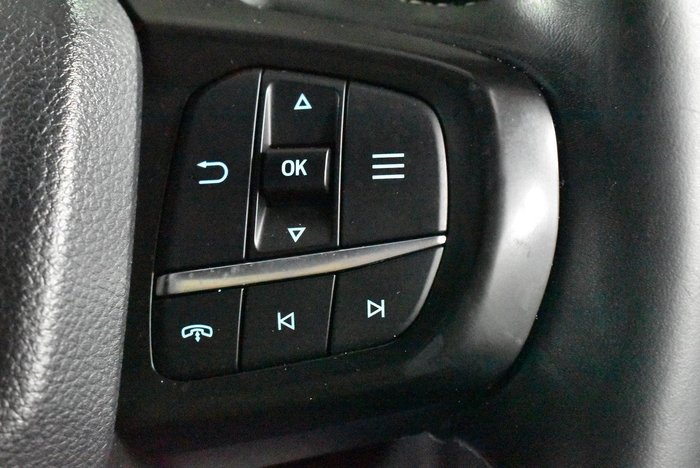 2023 Ford Everest Platinum