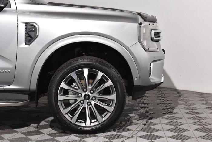 2023 Ford Everest Platinum