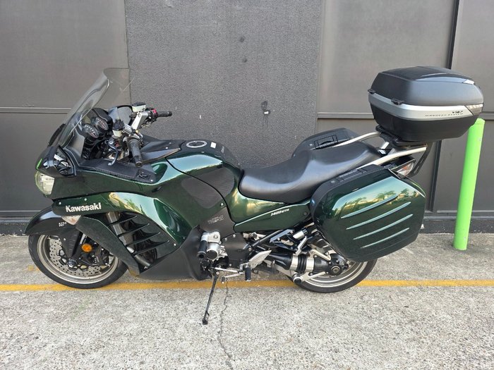 2011 Kawasaki 1400 GTR ABS (K-ACT) GREEN