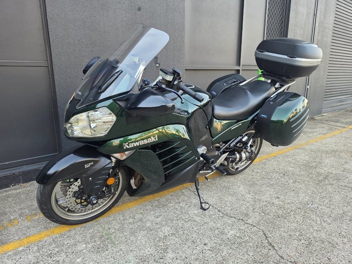2011 Kawasaki 1400 GTR ABS (K-ACT) GREEN