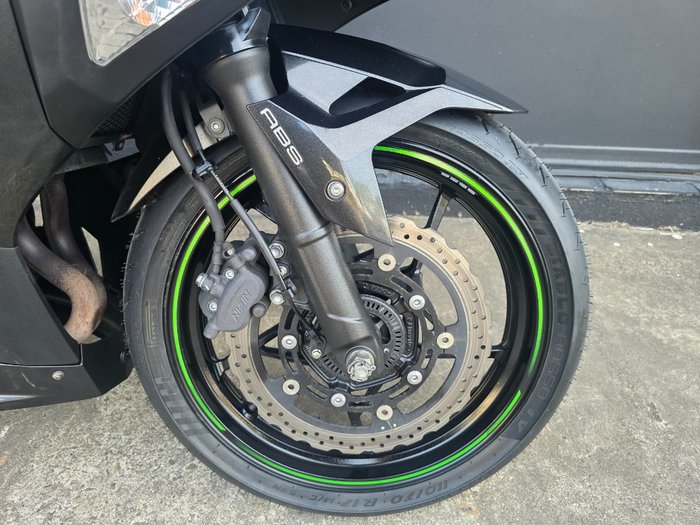 2023 Kawasaki NINJA 400 GREY