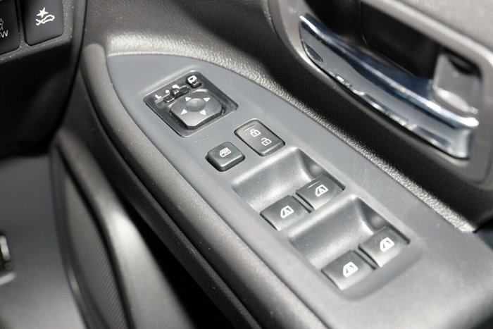 2020 Mitsubishi Outlander LS