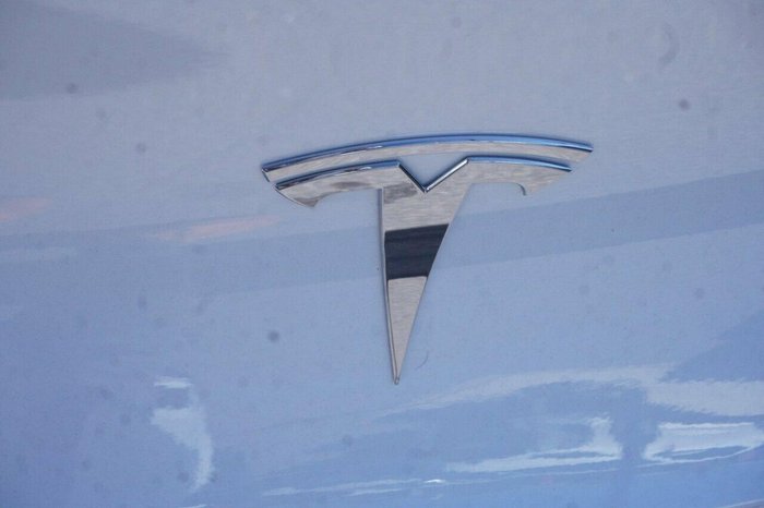 2022 Tesla Model Y Rear-Wheel Drive