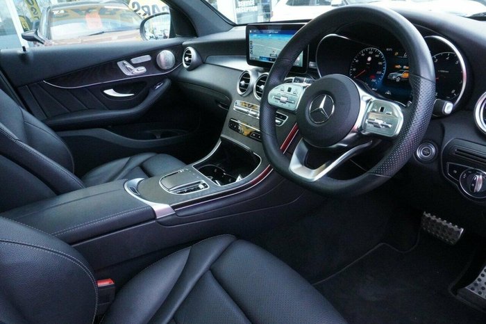 2021 Mercedes-Benz GLC-Class GLC300