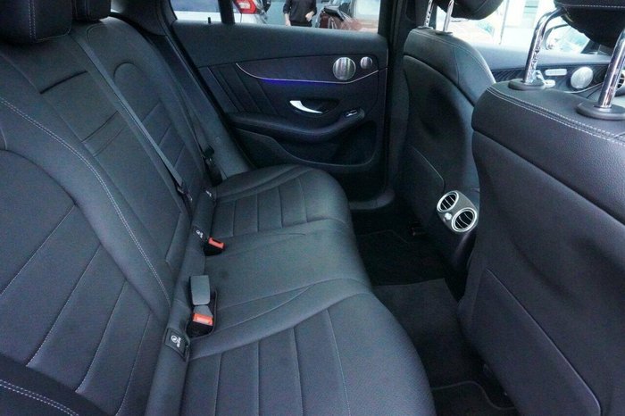 2021 Mercedes-Benz GLC-Class GLC300