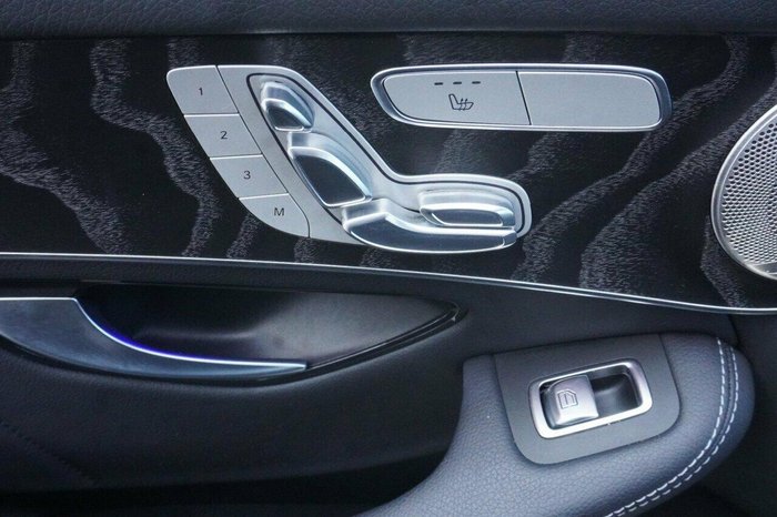 2021 Mercedes-Benz GLC-Class GLC300