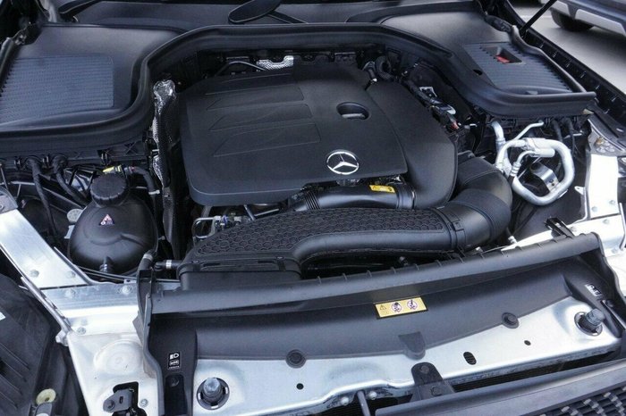 2021 Mercedes-Benz GLC-Class GLC300