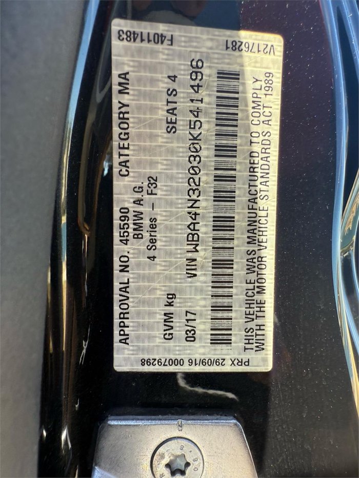 2016 BMW 4 Series 420i Luxury Line